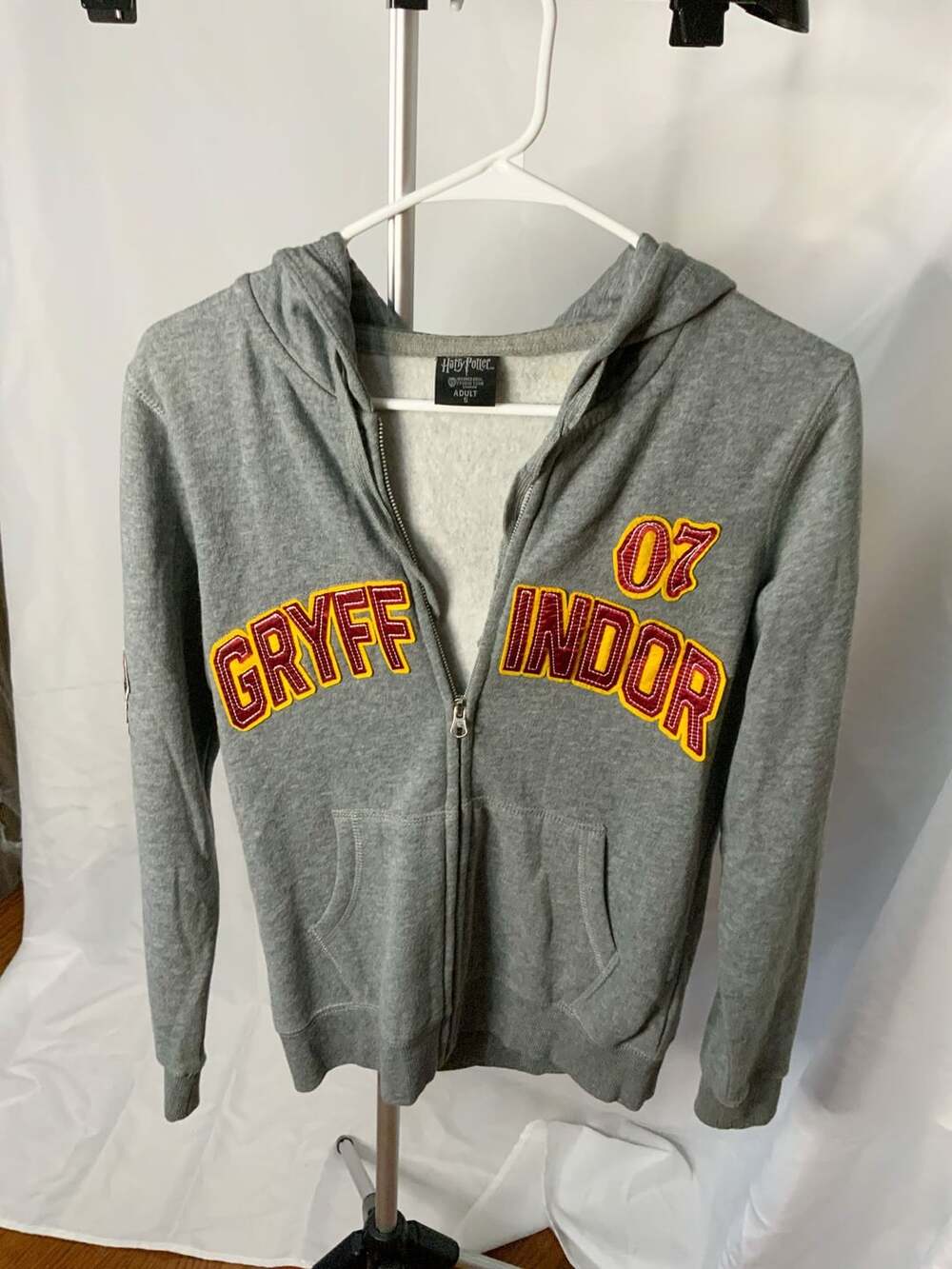 Warner Brother’s Tour Harry Potter Gryffindor Zip Hoodie Women’s Size S